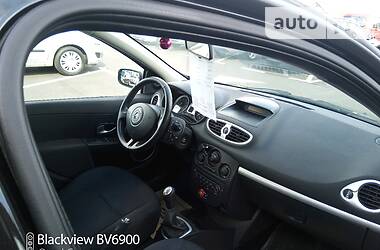 Хэтчбек Renault Clio 2006 в Житомире