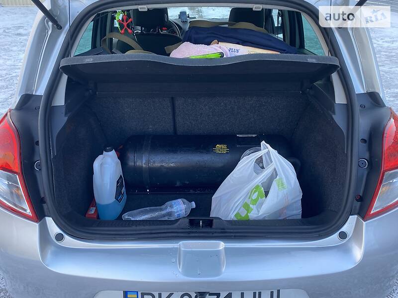 Хэтчбек Renault Clio 2010 в Ровно фото 8 Хэтчбек Renault Clio 2010 в Ровно