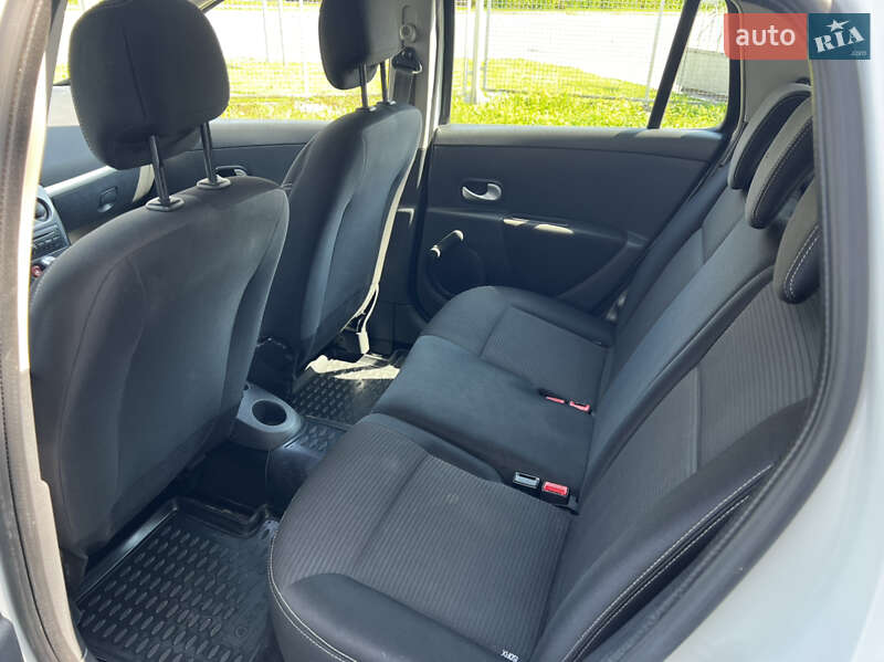 Универсал Renault Clio 2012 в Дрогобыче