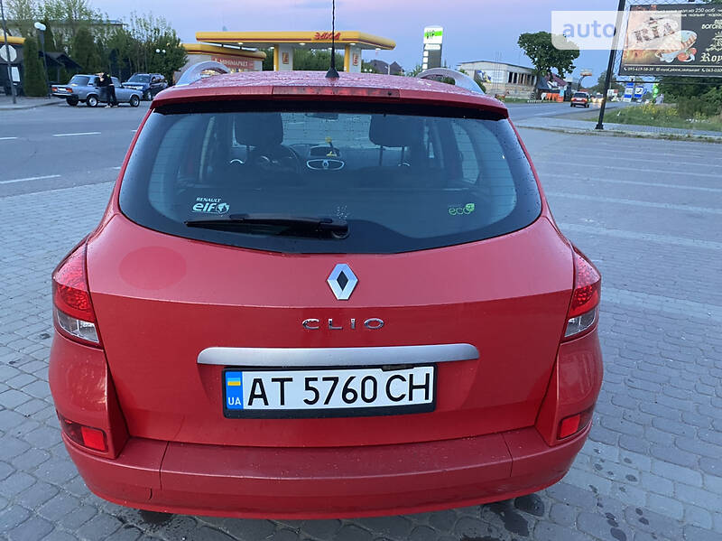 Универсал Renault Clio 2010 в Ивано-Франковске