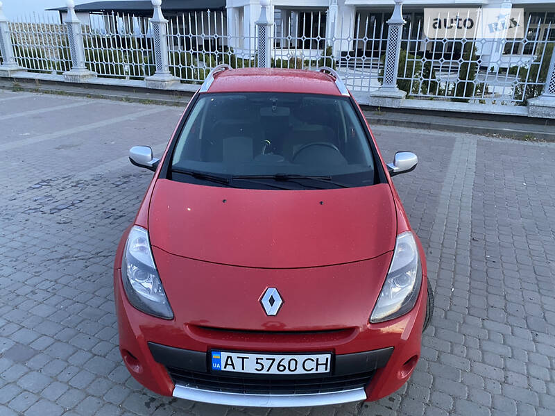 Универсал Renault Clio 2010 в Ивано-Франковске