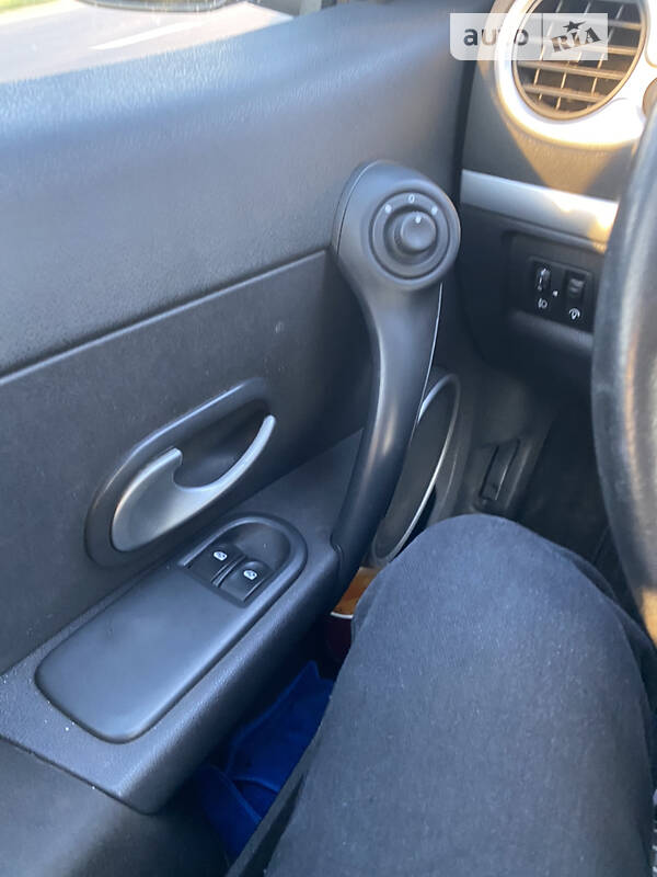 Универсал Renault Clio 2010 в Ивано-Франковске