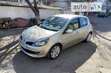 Хэтчбек Renault Clio 2006 в Хмельницком