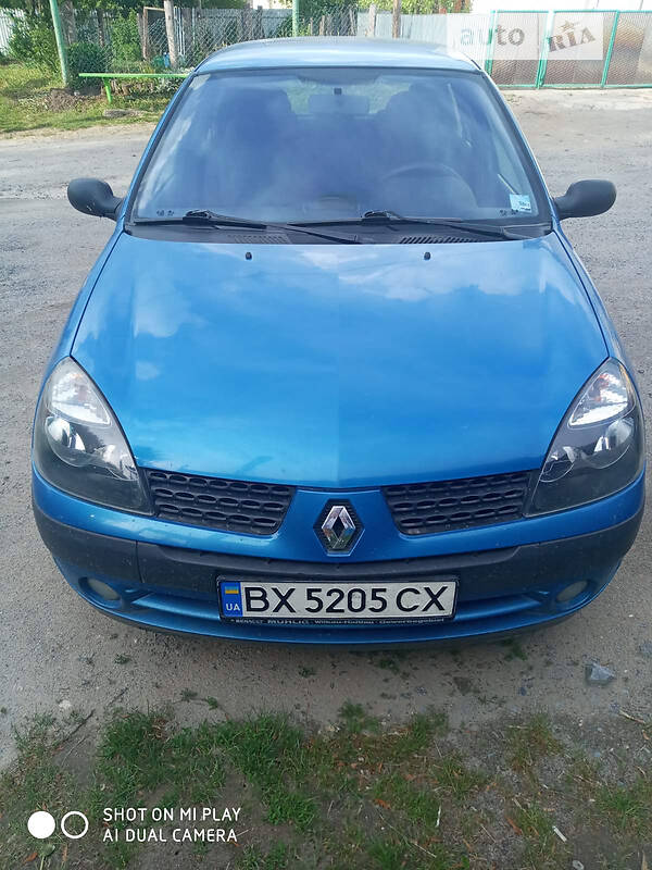 Хэтчбек Renault Clio 2002 в Красилове