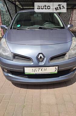 Хетчбек Renault Clio 2006 в Нетішині