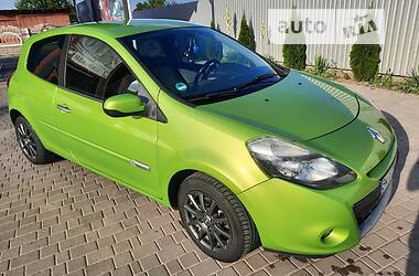 Хэтчбек Renault Clio 2009 в Олевске