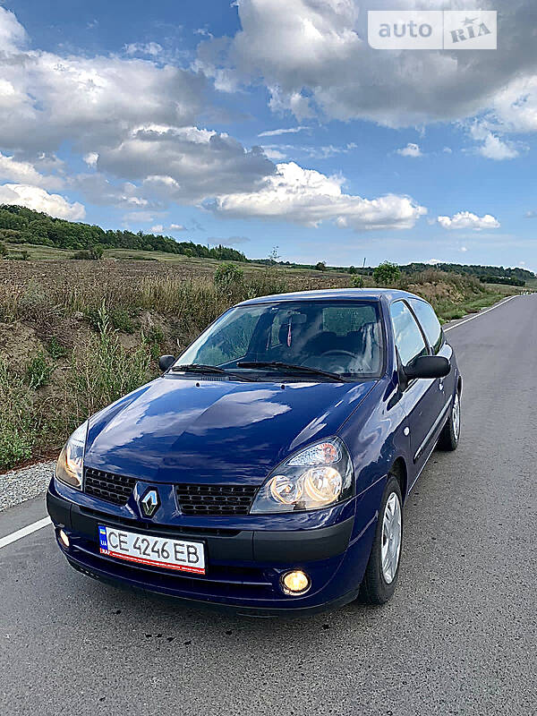 Хэтчбек Renault Clio 2002 в Черновцах