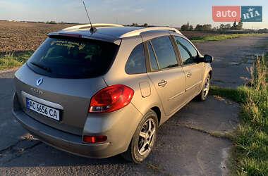 Универсал Renault Clio 2011 в Ровно