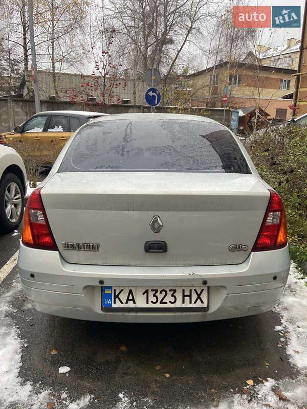 Хэтчбек Renault Clio 2001 в Киеве фото 2 Хэтчбек Renault Clio 2001 в Киеве