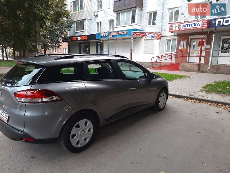 Универсал Renault Clio 2016 в Згуровке