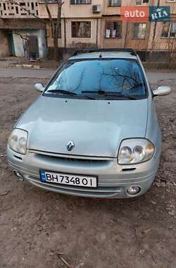 Хэтчбек Renault Clio 2001 в 