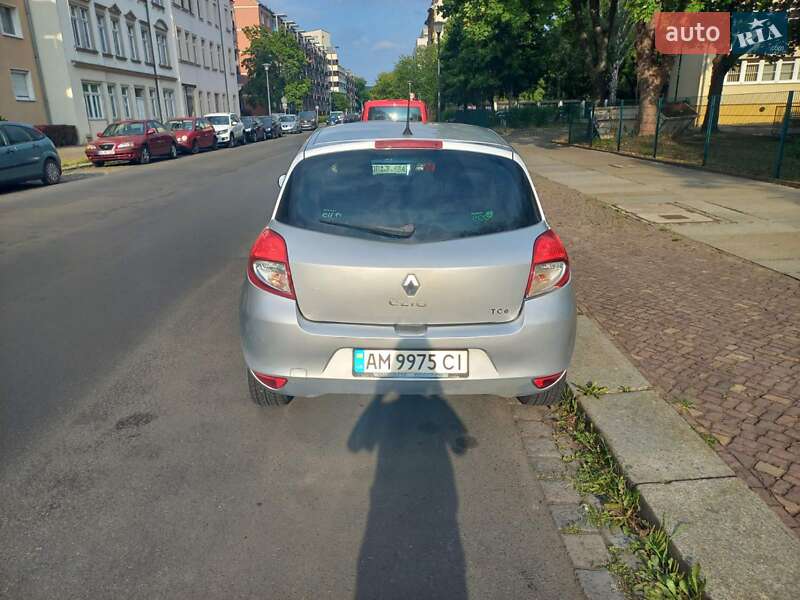 Хетчбек Renault Clio 2011 в Тернополі