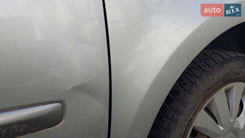 Хетчбек Renault Clio 2011 в Тернополі