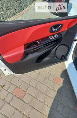 Хэтчбек Renault Clio 2014 в 