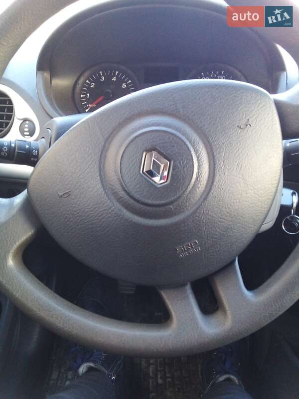 Хэтчбек Renault Clio 2011 в Тернополе