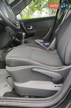 Универсал Renault Clio 2009 в 