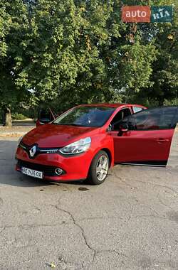 Хэтчбек Renault Clio 2016 в Днепре