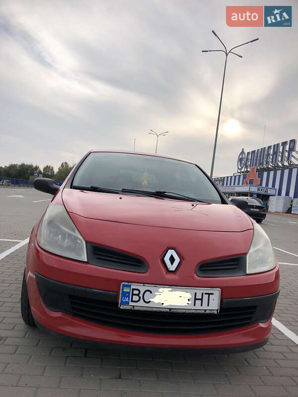 Хэтчбек Renault Clio 2008 в Дрогобыче