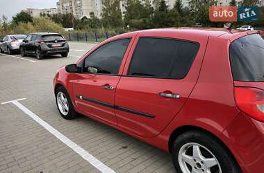 Хэтчбек Renault Clio 2008 в Дрогобыче