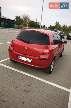 Хэтчбек Renault Clio 2008 в Дрогобыче