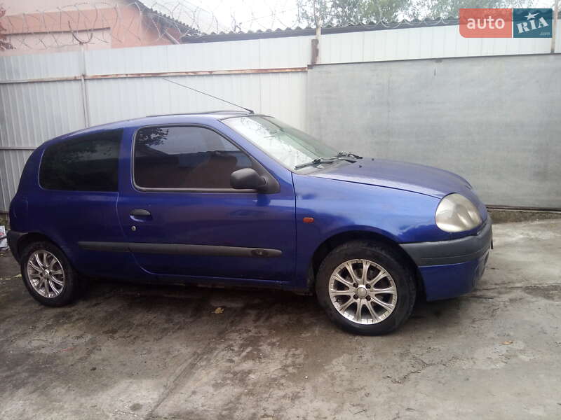 Хэтчбек Renault Clio 1999 в Одессе