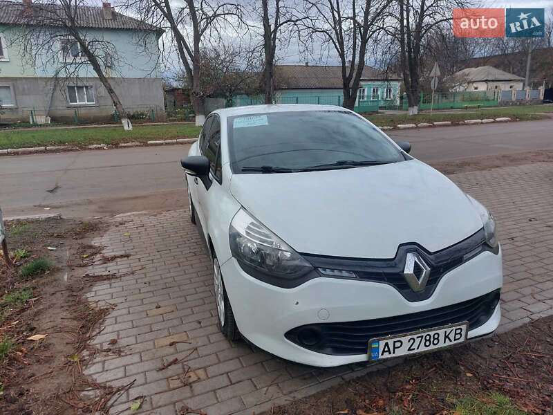 Хэтчбек Renault Clio 2014 в Врадиевке