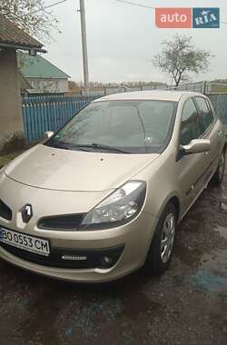 Хэтчбек Renault Clio 2006 в Чорткове