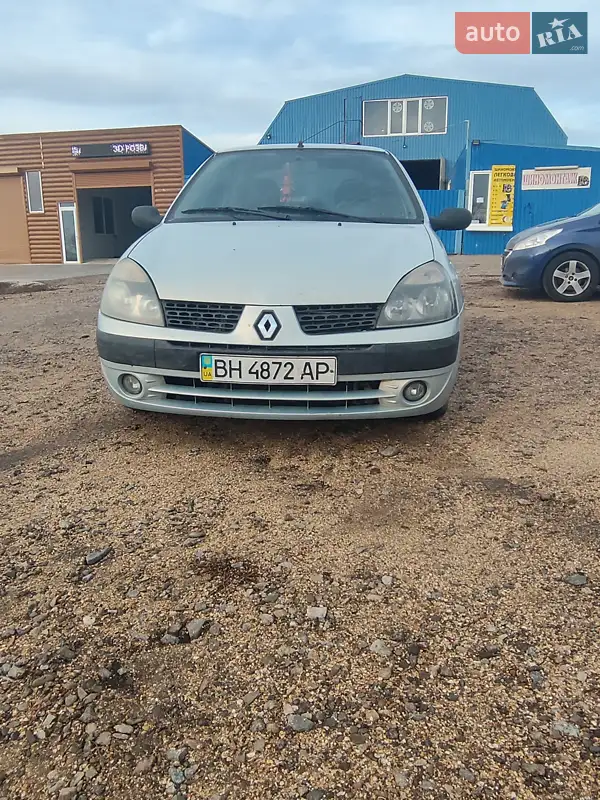Renault Clio 2002