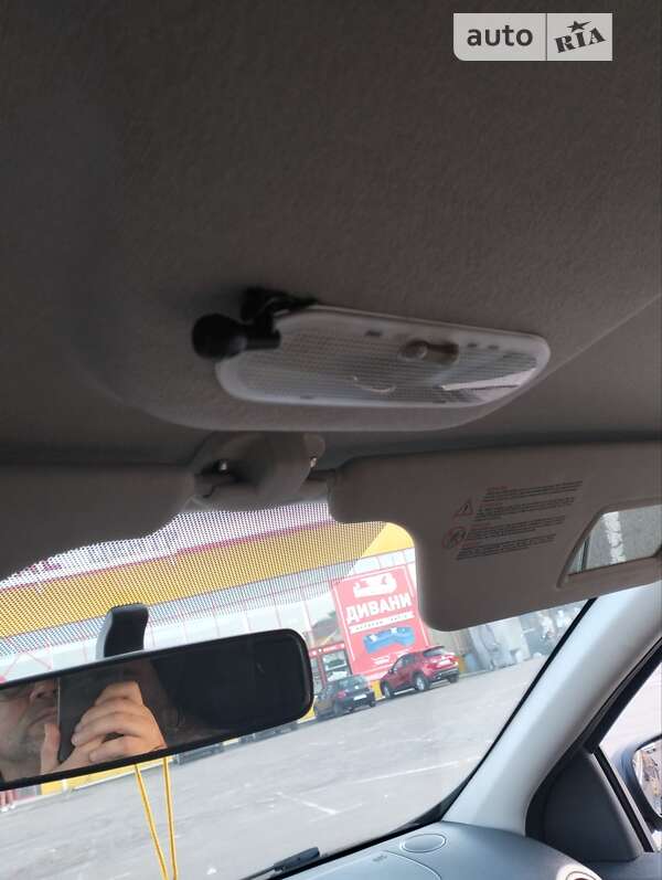 Хэтчбек Renault Clio 2007 в Житомире фото 17 Хэтчбек Renault Clio 2007 в Житомире