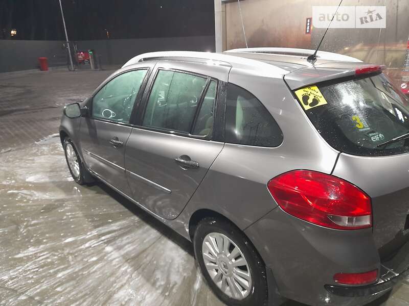 Универсал Renault Clio 2009 в Хмельницком