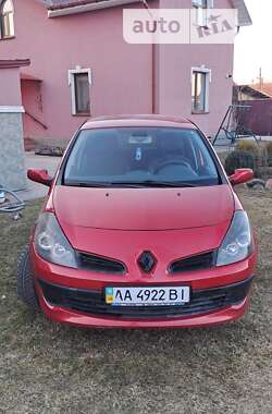 Хэтчбек Renault Clio 2007 в Киеве