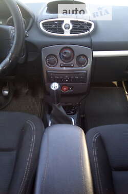 Универсал Renault Clio 2011 в 