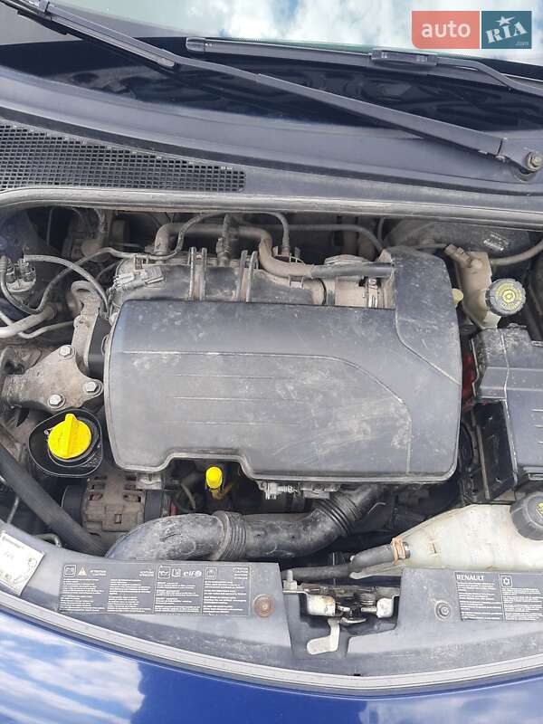 Хэтчбек Renault Clio 2008 в Звенигородке