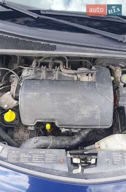 Хэтчбек Renault Clio 2008 в 