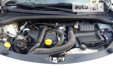 Универсал Renault Clio 2011 в 