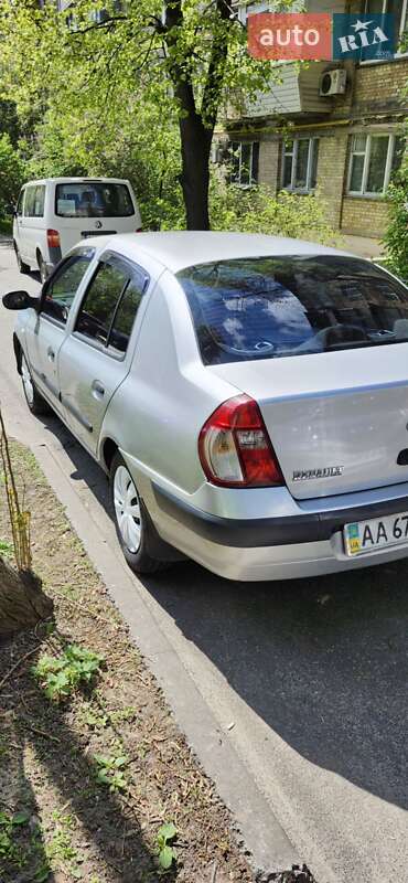 Седан Renault Clio 2005 в Киеве фото 14 Седан Renault Clio 2005 в Киеве