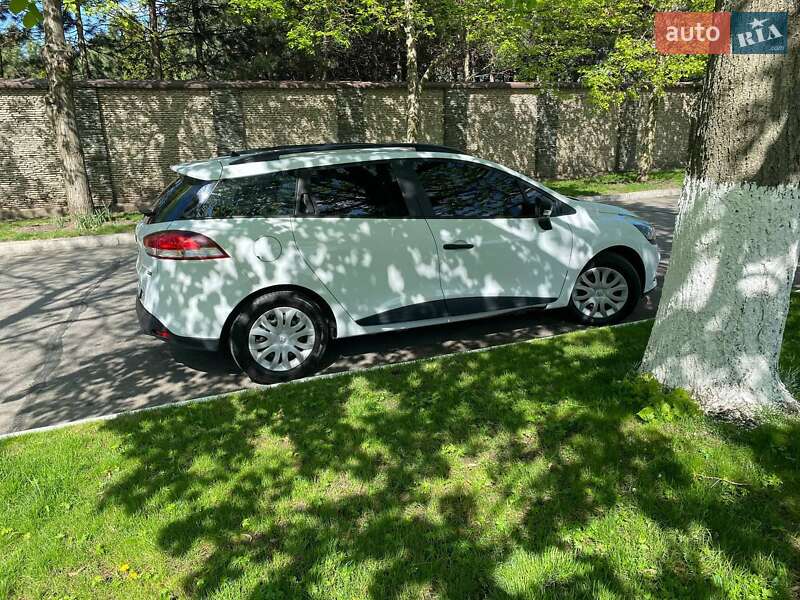 Універсал Renault Clio 2017 в Дніпрі