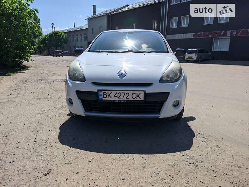 Хетчбек Renault Clio 2010 в Рівному фото 7 Хетчбек Renault Clio 2010 в Рівному