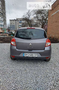 Хэтчбек Renault Clio 2010 в Житомире