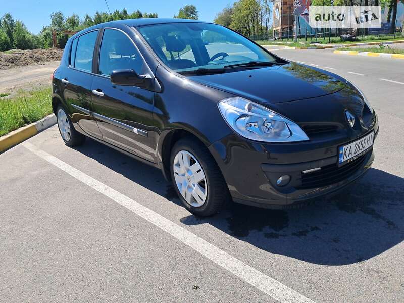 Хэтчбек Renault Clio 2008 в Киеве