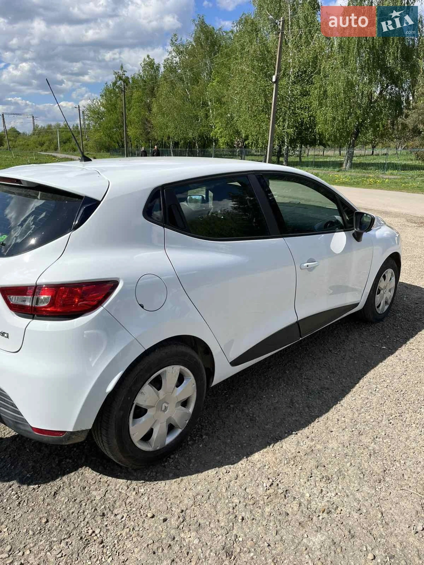 2015 Renault Clio - мініатюра 32