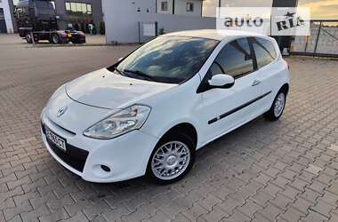 Хэтчбек Renault Clio 2010 в Черновцах