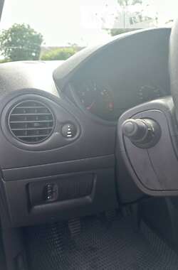 Хэтчбек Renault Clio 2009 в Звягеле