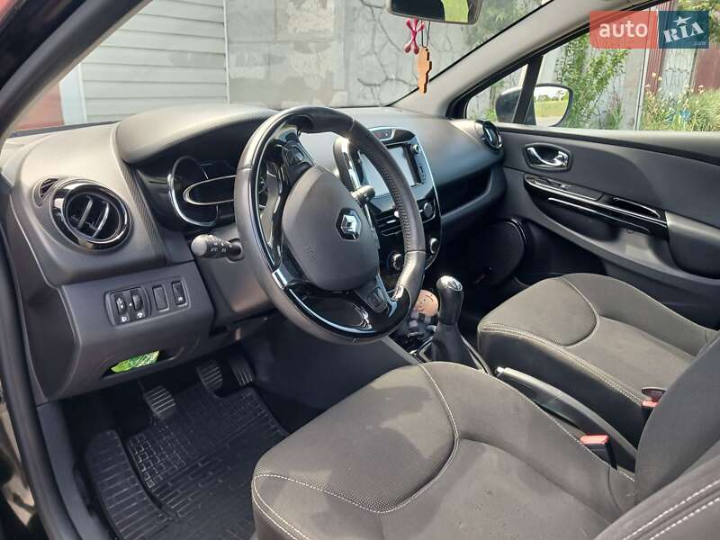 Универсал Renault Clio 2013 в Запорожье