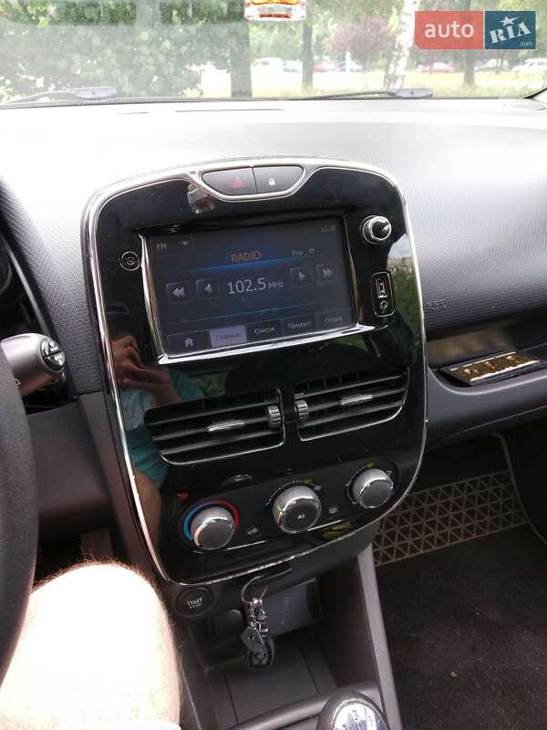 Хэтчбек Renault Clio 2013 в Львове