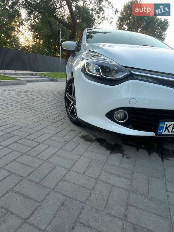 Хэтчбек Renault Clio 2013 в Днепре