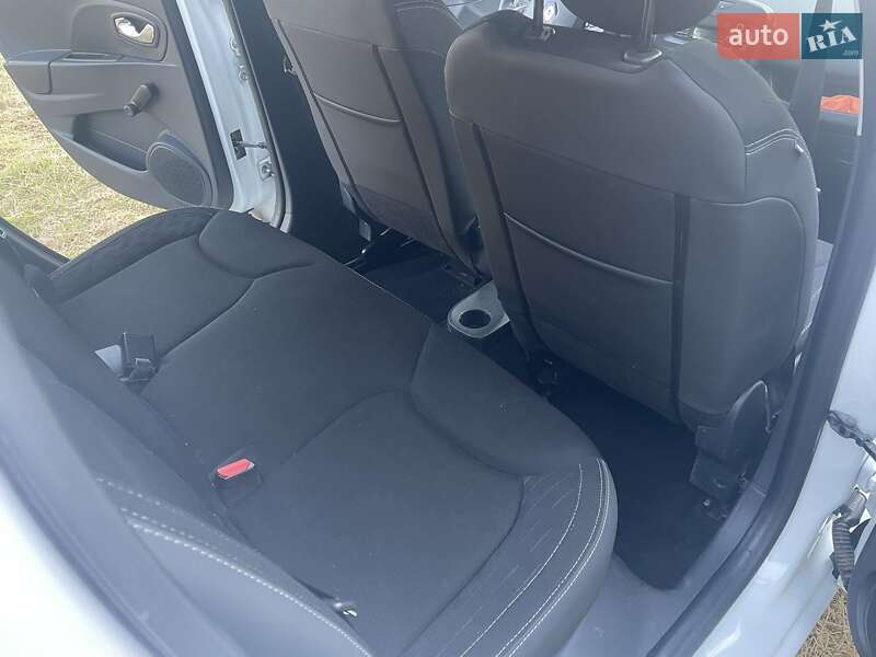 Хэтчбек Renault Clio 2012 в Шполе