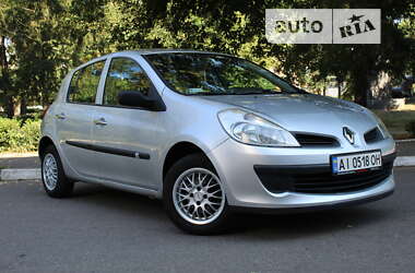 Хэтчбек Renault Clio 2009 в Киеве