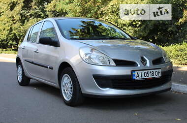 Хэтчбек Renault Clio 2009 в Киеве