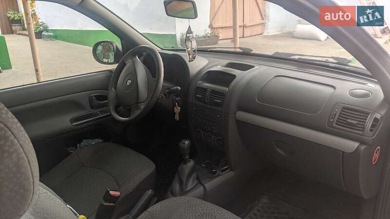 Хэтчбек Renault Clio 2011 в Виннице фото 7 Хэтчбек Renault Clio 2011 в Виннице